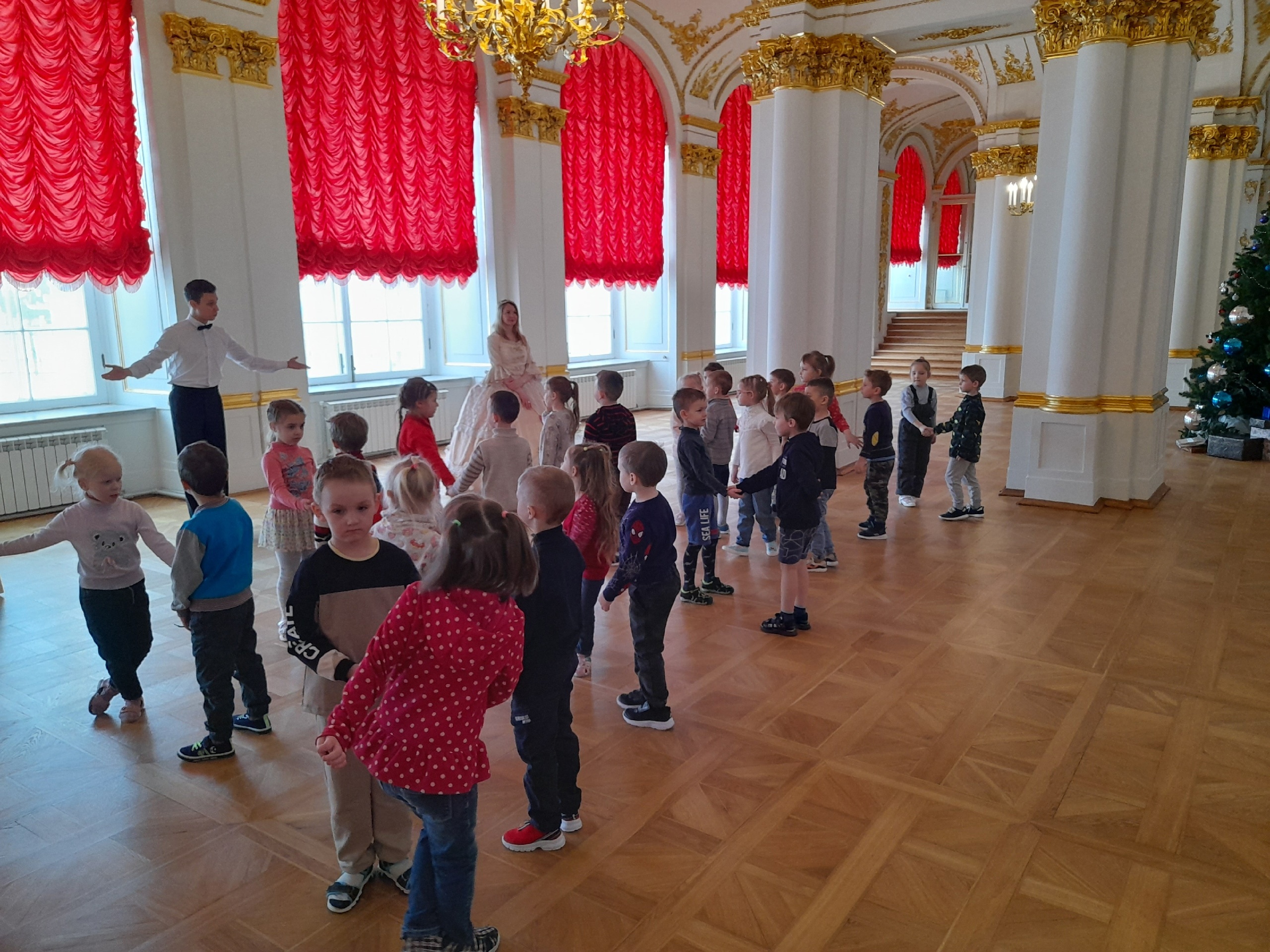Экскурсия в Екатерининский дворец